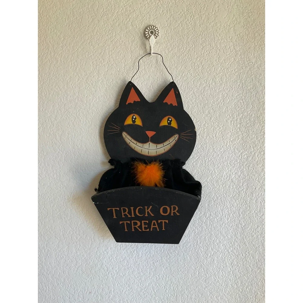 Vintage Halloween Black Cat Wood Wall Decor Trick or Treat Candy Basket Hanger